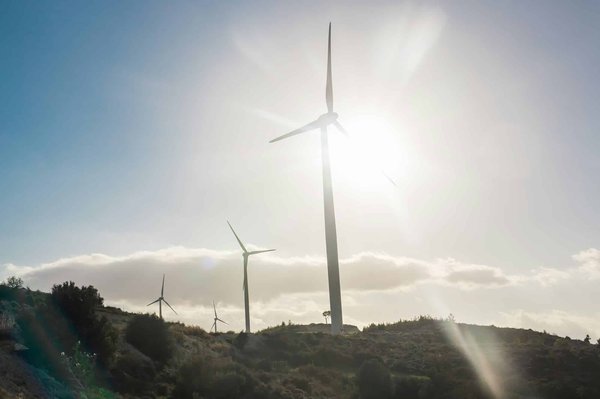 Produire sa propre électricité : tout ce qui compose le kit